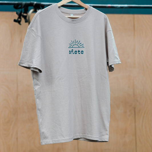 the everydayers sun - oversized tee