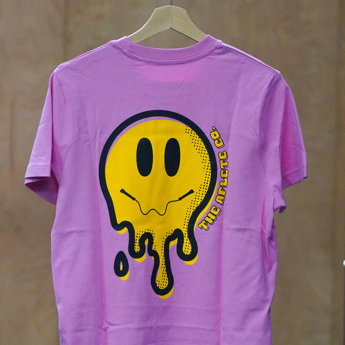 don't be trippin' - relaxed fit tee