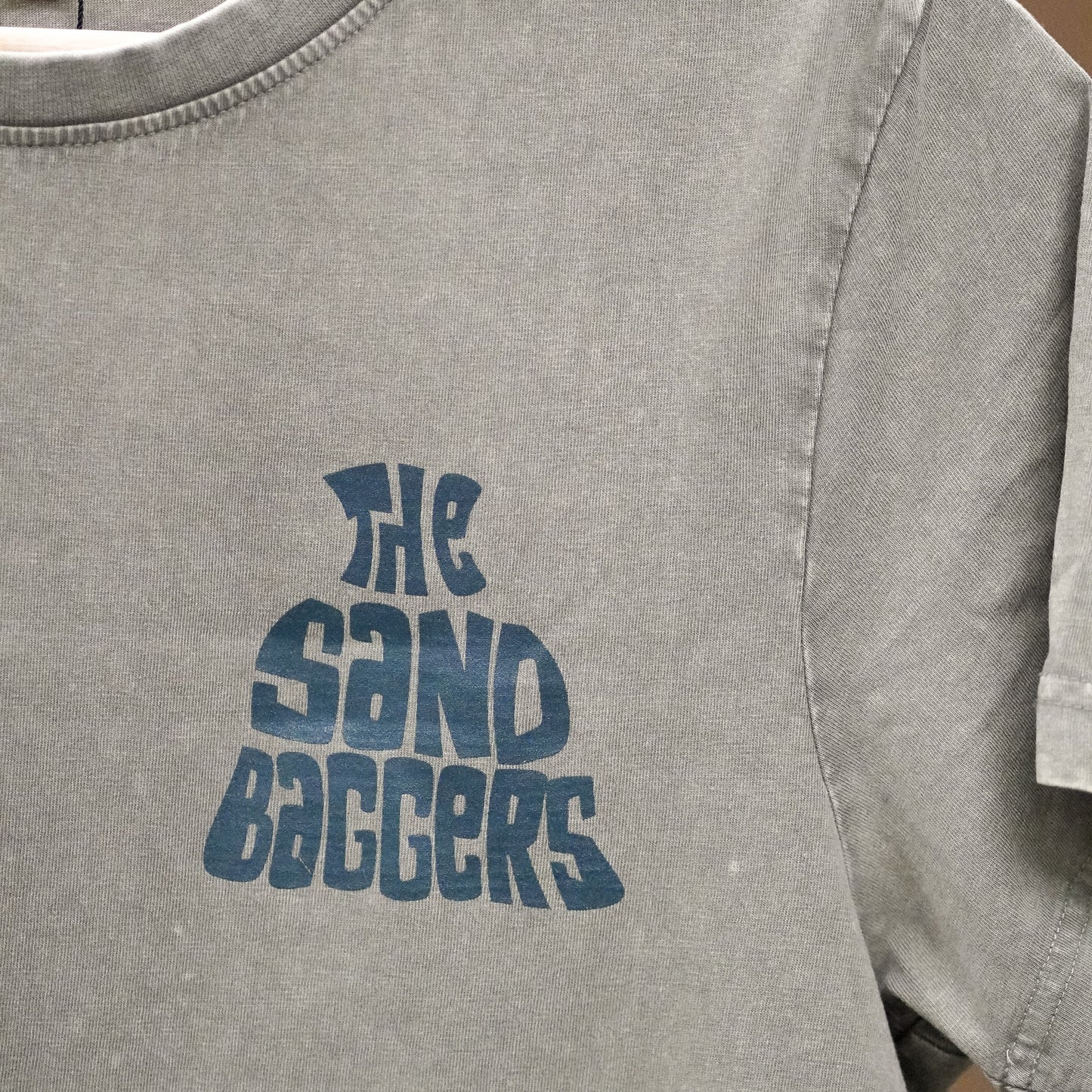 the sandbaggers - regular fit tee